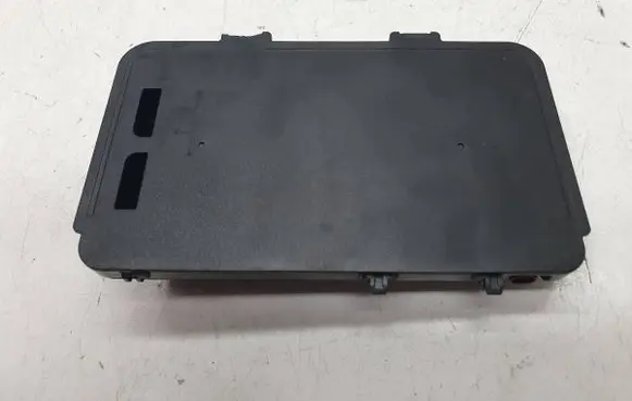 Skoda Octavia Mk4 Battery charger (optional) 3P0035502A