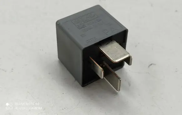 Land Rover Discovery 3 - LR3 Other relay 5M5T14B192