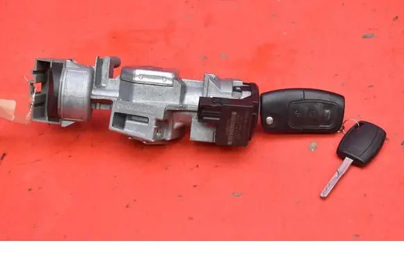Ford C-MAX I Ignition lock 3M513F880AD