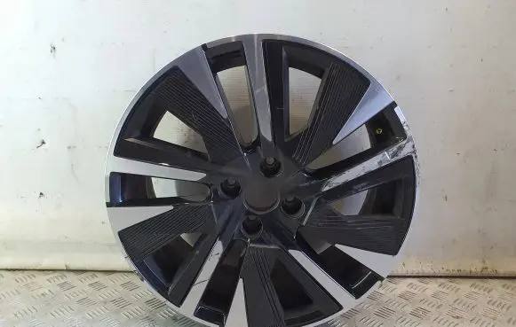 Peugeot 2008 II R18 alloy rim 9828186880
