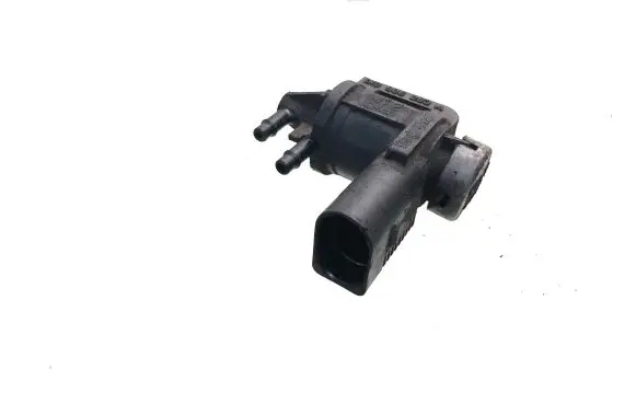 Vacuum valve