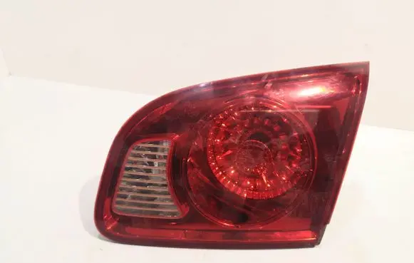 Tailgate rear/tail lights