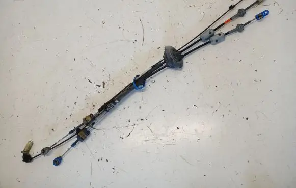 Citroen DS5 Gear shift cable linkage 119181125