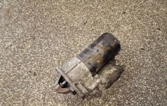 Volvo S40 Starter motor