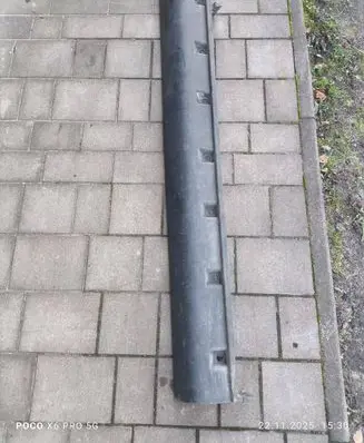 Suzuki SX4 Side skirt front trim 