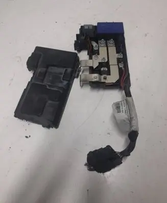Volvo V70 Fuse box set 30659046 31337182 249751