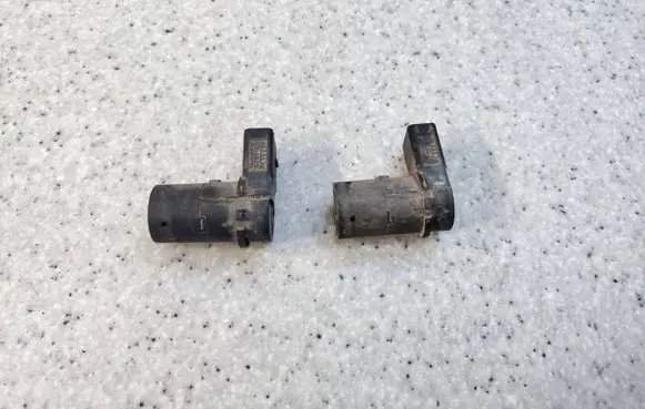 Audi A6 S6 C5 4B Parking PDC sensor 4B0919275