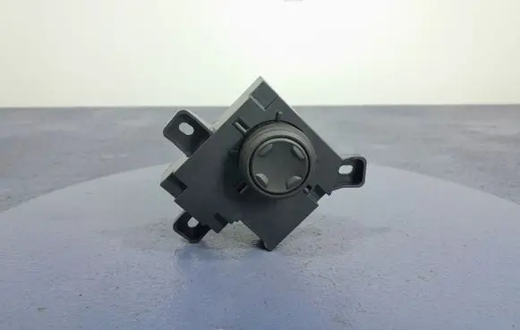 Volvo XC40 Seat heating switch 31419881
