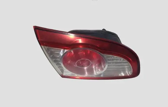 Hyundai Santa Fe Tailgate rear/tail lights 924052B520