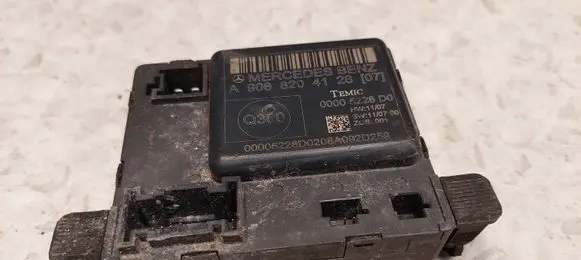 Mercedes-Benz Sprinter W906 Door control unit/module A9068204126 00005228D