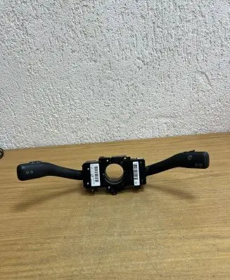 Skoda Octavia Mk2 (1Z) Indicator stalk 4BO953503 F3430