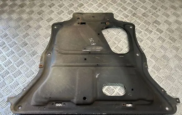 BMW 3 GT F34 Engine splash shield/under tray 6960952