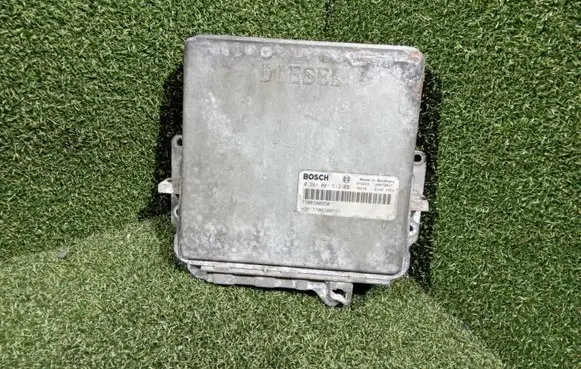 Renault Master I Engine control unit/module 0281001512 7700300650 7700300593