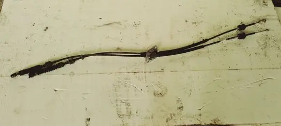 Mitsubishi Space Star Gear shift cable linkage MR911219 6070882 MCS071101
