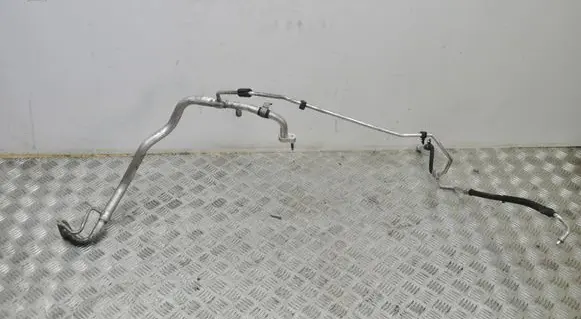 Opel Insignia B Air conditioning (A/C) pipe/hose 84261909