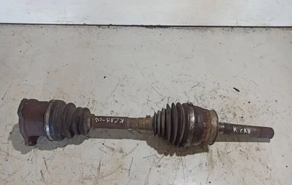 Nissan King Cab, Navara Front driveshaft