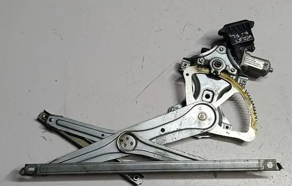 Toyota Verso Front window lifting mechanism without motor 69820-0F020 15072009 113557