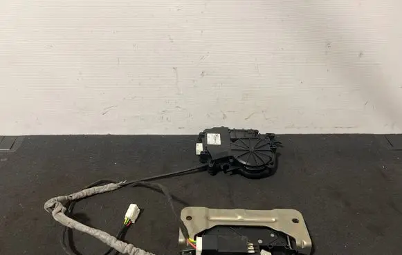 BMW X6 F16 Tailgate/trunk/boot lift motor 7318696 7397630