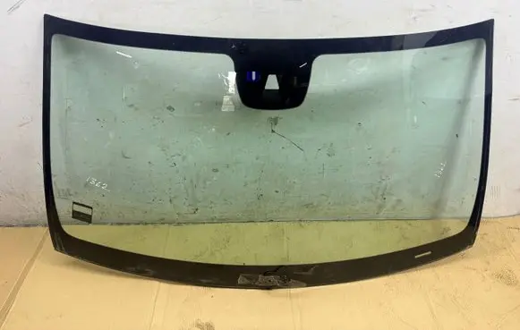 Mercedes-Benz CLS C218 AMG Front windscreen/windshield window 