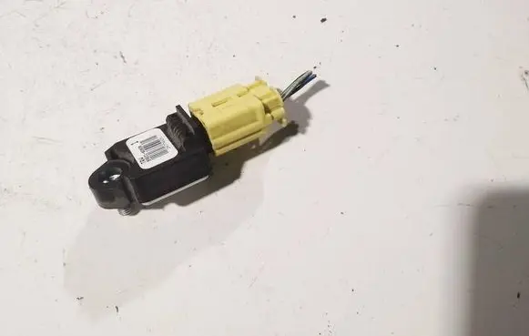 Toyota Avensis T250 Airbag deployment crash/impact sensor 8983102020 89831-02020