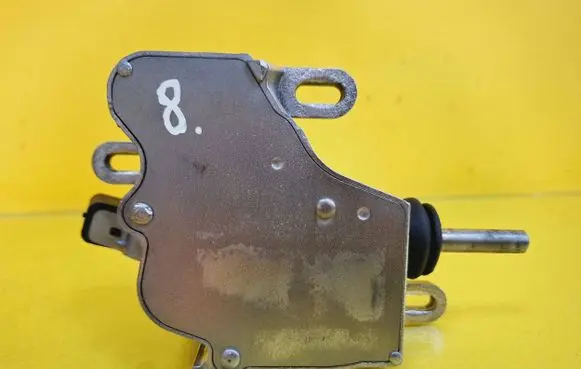 Clutch slave cylinder
