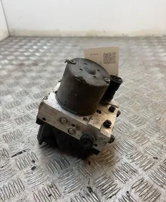 Audi A6 S6 C5 4B ABS Pump 4B0614517G