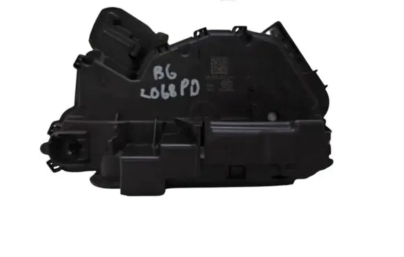 Volkswagen PASSAT B8 Front door lock 5TC837016 A046465