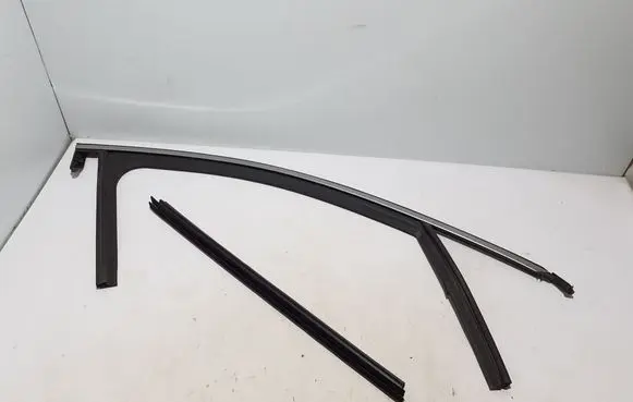 Renault Megane E-Tech Front door rubber seal 803305696R