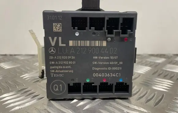 Mercedes-Benz C W204 Door control unit/module A2129004402 A2128203926 A2129028001