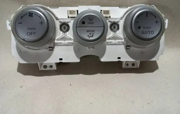 Mazda 6 Climate control unit GJ6AC1215