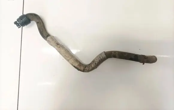 Opel Zafira A Engine coolant pipe/hose