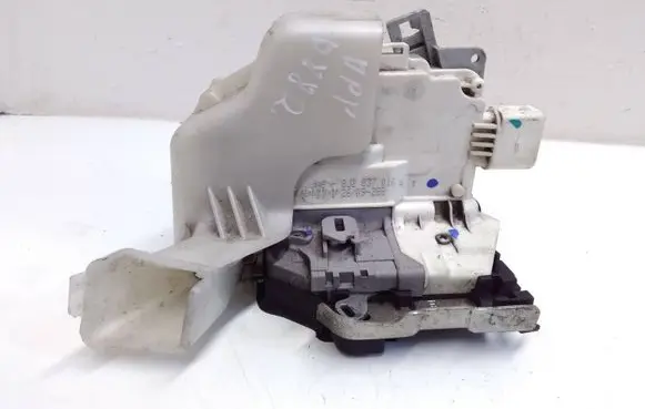 Audi A4 S4 B8 8K Front door lock 8J2837016A