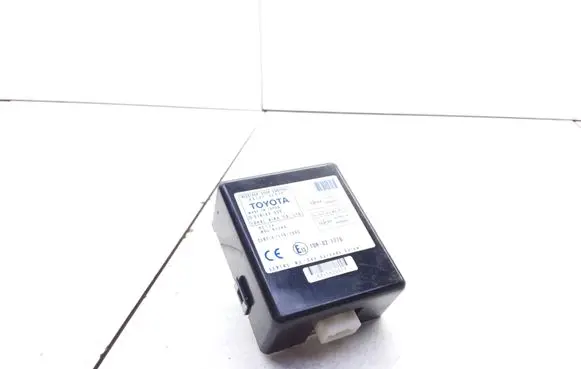 Toyota Corolla Verso AR10 Door control unit/module 897410F010 61B168000