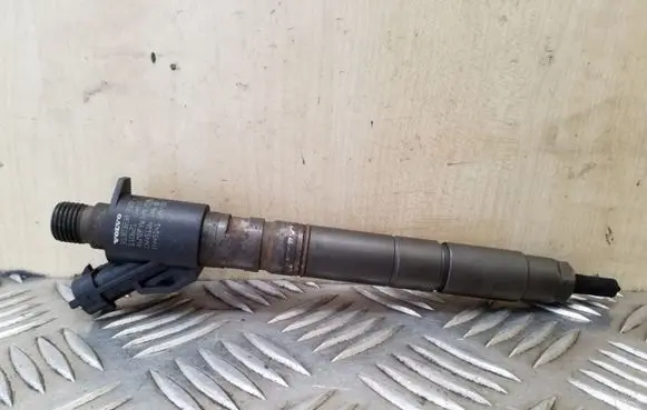 Volvo XC60 Fuel injector B44514112400 0445116046