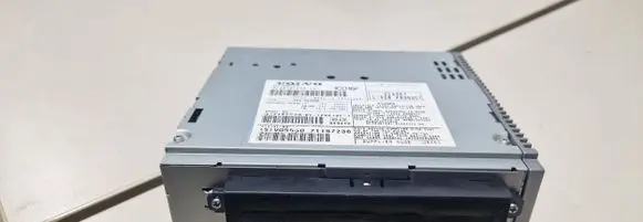 Volvo C70 Radio/CD/DVD/GPS head unit 30732850