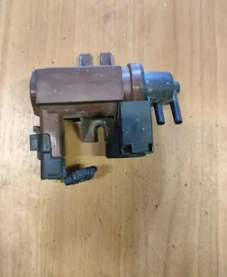 Ford Mondeo MK IV Turbo solenoid valve 6G9Q9E882CA 0177100