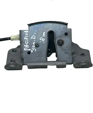 Chrysler Pacifica Sliding door lock 