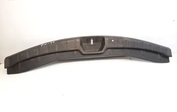 Infiniti FX Trunk/boot sill cover protection 84992CG000