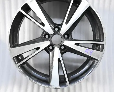 Audi A3 S3 8V R19 alloy rim 