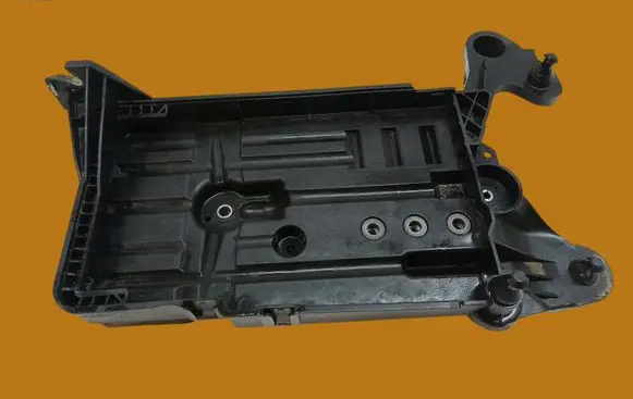 Skoda Superb B8 (3V) Battery box tray 5Q0915321J