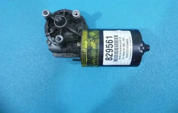 Volkswagen PASSAT B3 Wiper motor 357955113 IMPRK829561