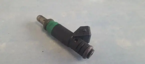 Volvo S40, V40 Fuel injector 97mf9f593bc 97mf-9f593-bc