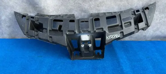 Renault Clio III Front grill 1859432