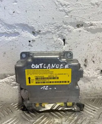 Mitsubishi Outlander Airbag control unit/module P8635A205