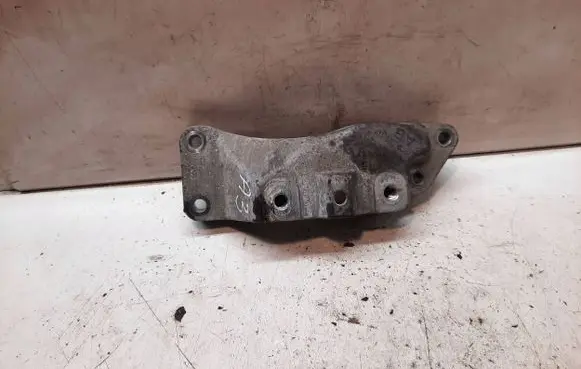 Audi A3 S3 8P Gearbox mounting bracket 1K0199117