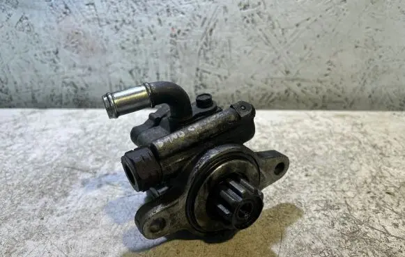 Jeep Cherokee Power steering pump