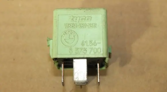 BMW X5 E53 Other relay 8373700