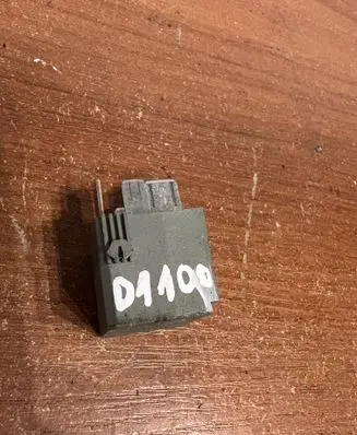 Mercedes-Benz A W169 Other relay A0025422619 D1100