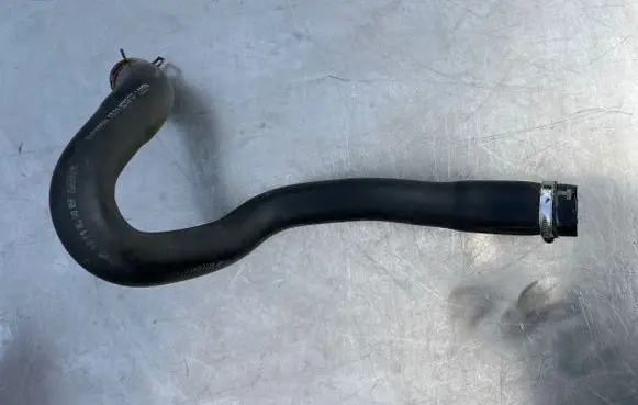 Mercedes-Benz Sprinter W906 Engine coolant pipe/hose 1S718260BF
