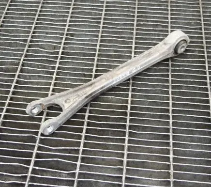 Maserati Ghibli Rear upper control arm/wishbone 69573